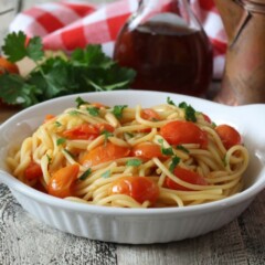 Spaghetti con colatura di alici